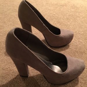 Sold! Grey/taupe sueded heel
