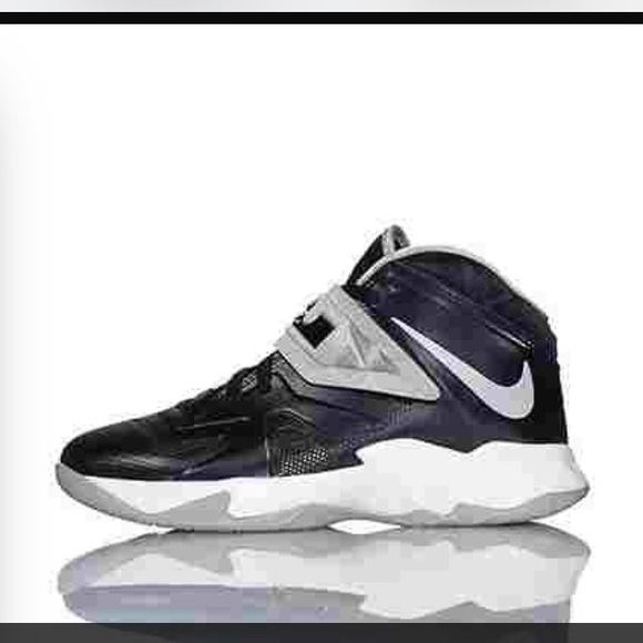 Lebron soldier 7