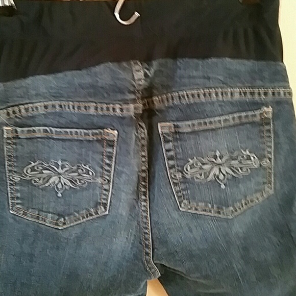 Maternity jeans - Picture 2 of 3