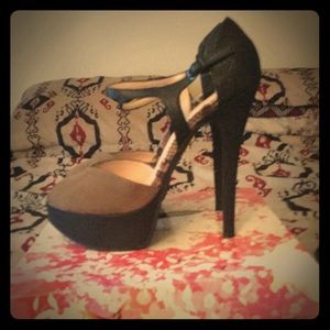 Last Chance!!!! Chinese Laundry  Z-Mix Match Heel