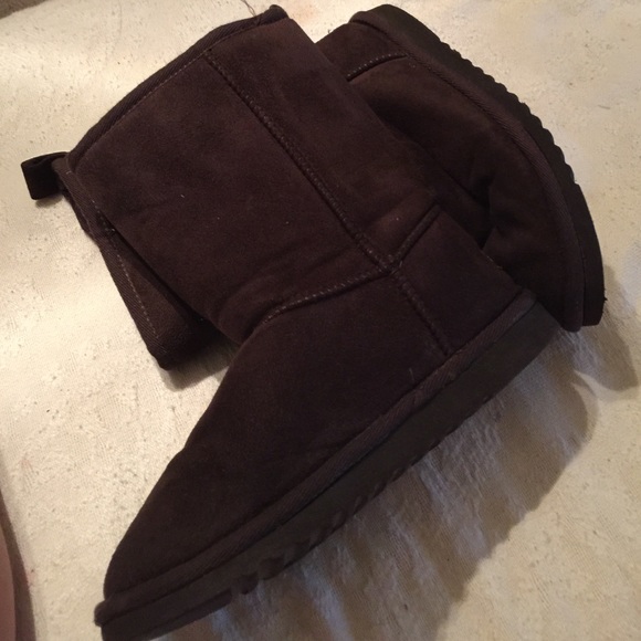 Aeropostale faux fur chocolate boots - Picture 1 of 4