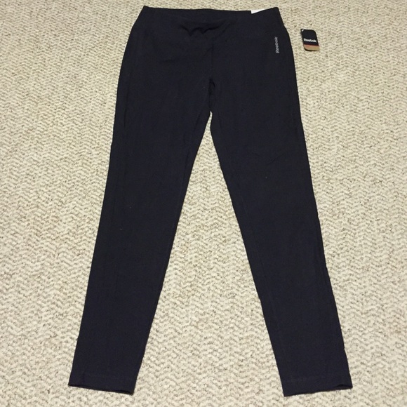 Black Reebok tight fit leggings