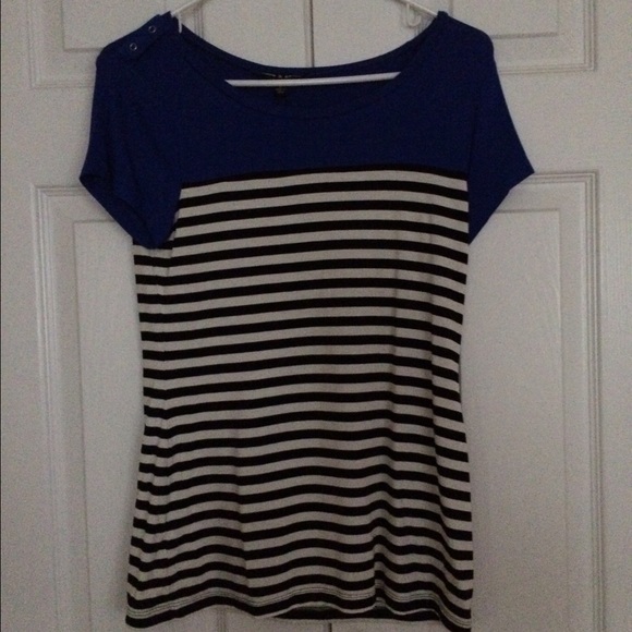 Color block tee