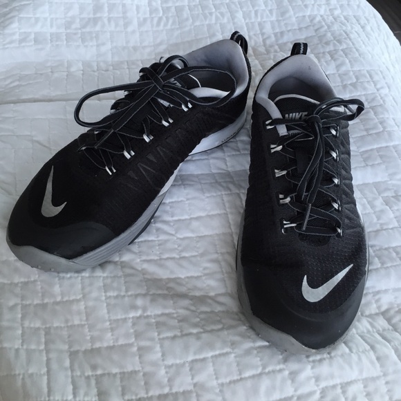 Nike Lunar Cross Element shoes