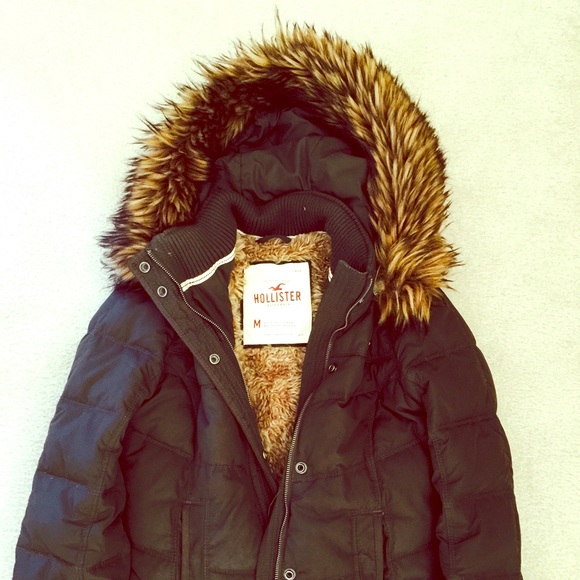 Hollister down bomber jacket