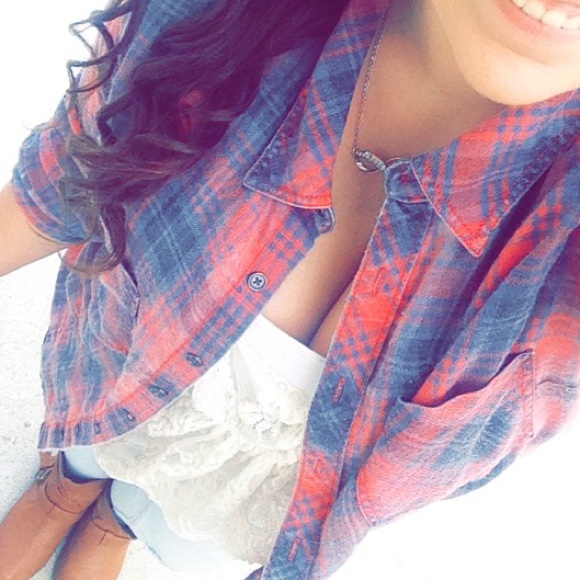 Flannel size large