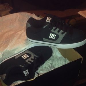 Men's DC Shoes size 9