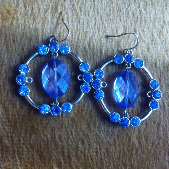 Awesome lavender and blue earrings!