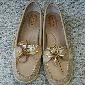 New Gold Sperrys
