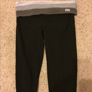 Pink yoga crop leggings