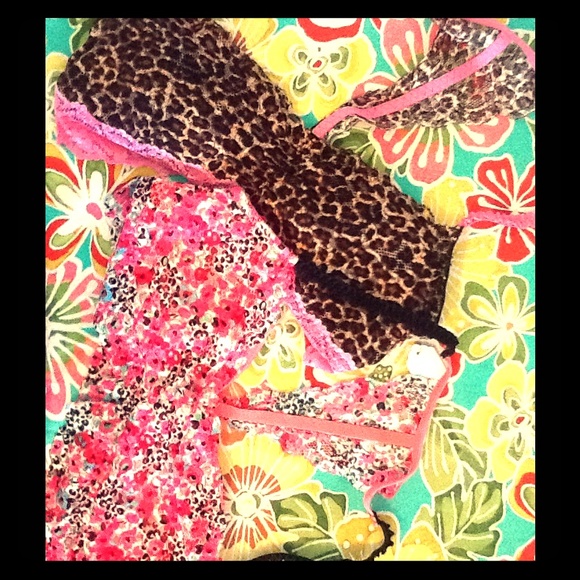 2 pretty lace racer back bralette