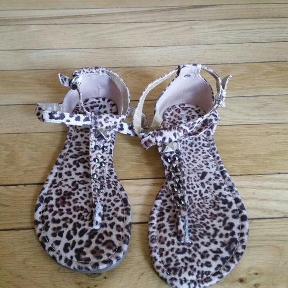 Mossimo cheetah sandals