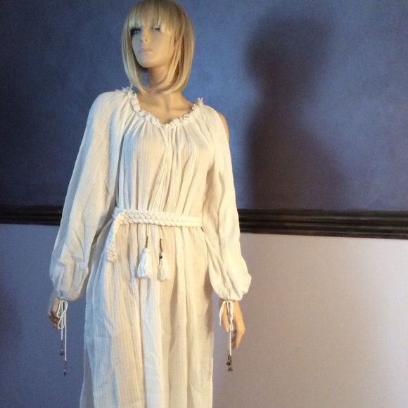 fREE PEOPLE WHITE DRESS gifted - Picture 2 of 4