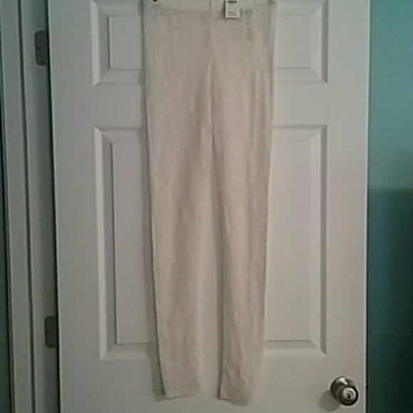 *HP* Lace Hollister leggings! - Picture 4 of 4