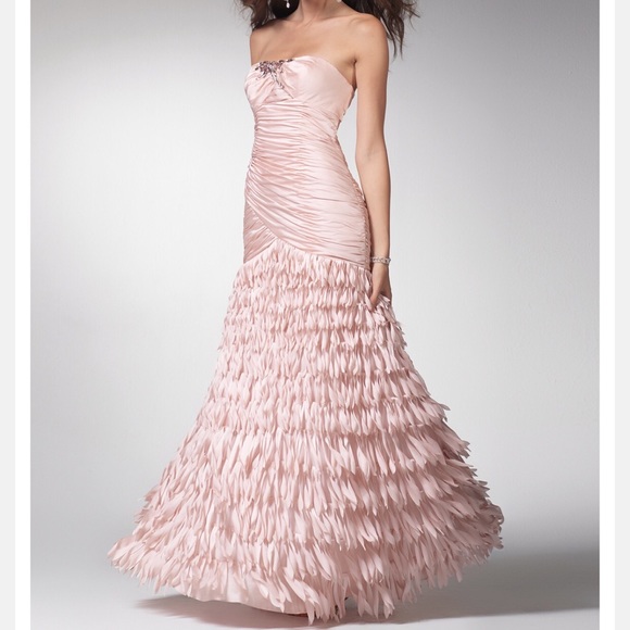 Clarissa Prom Dress in Blush Pink Size 8/10 - Picture 1 of 4