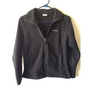 Black Columbia fleece. 😊
