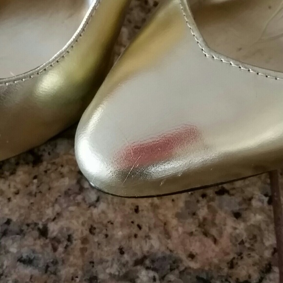 Gold MK Heels - Picture 2 of 4