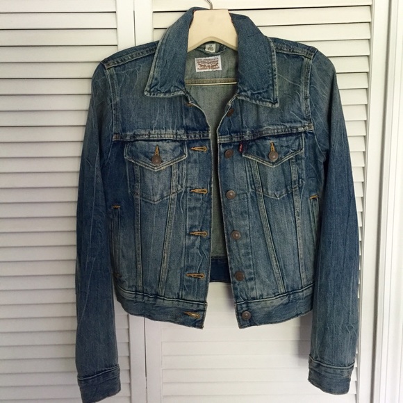 Vintage Levi's Jacket! 🎉 EVERYTHING MUST GO🎉
