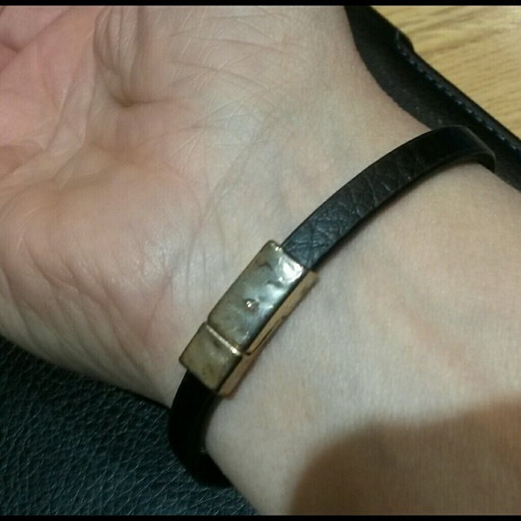 INFINITY LEATHER BRACELET - Picture 3 of 3