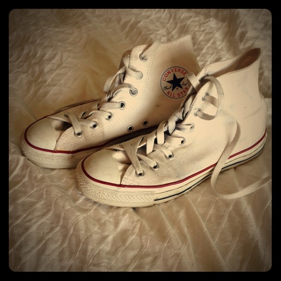 Gently worn white high tops Converse