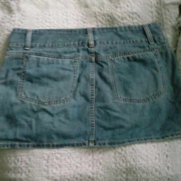 American Eagle mini skirt - Picture 2 of 2