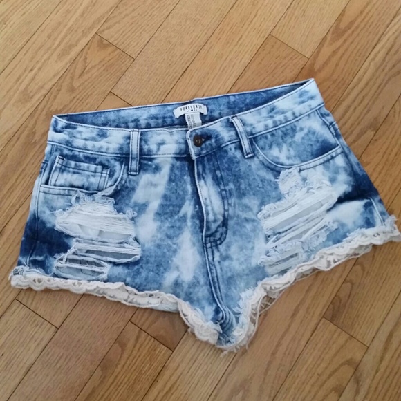 Forever 21 high waisted booty shorts