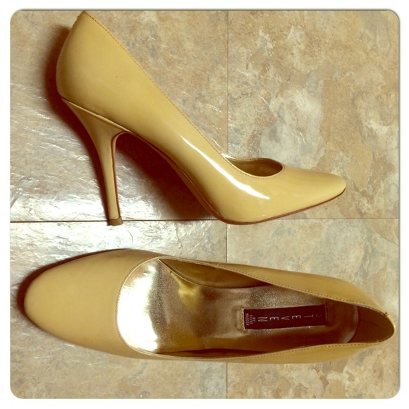 Steven by Steve Madden Shoes - Nude patent leather heels
