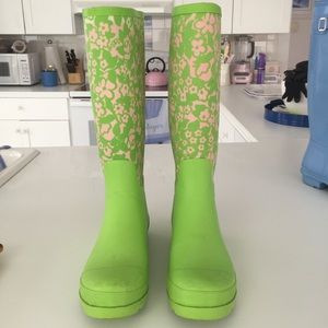 Lilly Pulitzer rain boots size 10