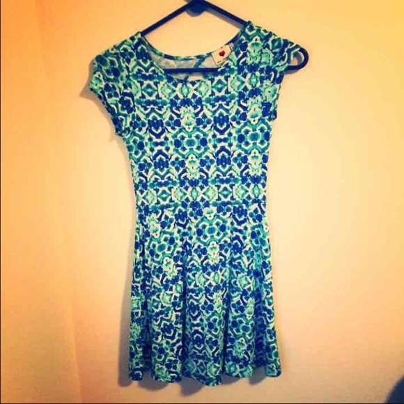 Super cute dress size small