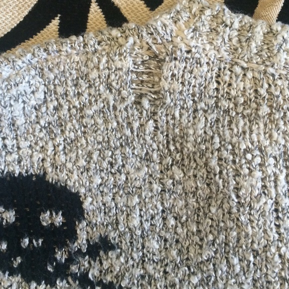 TOP - Picture 3 of 4