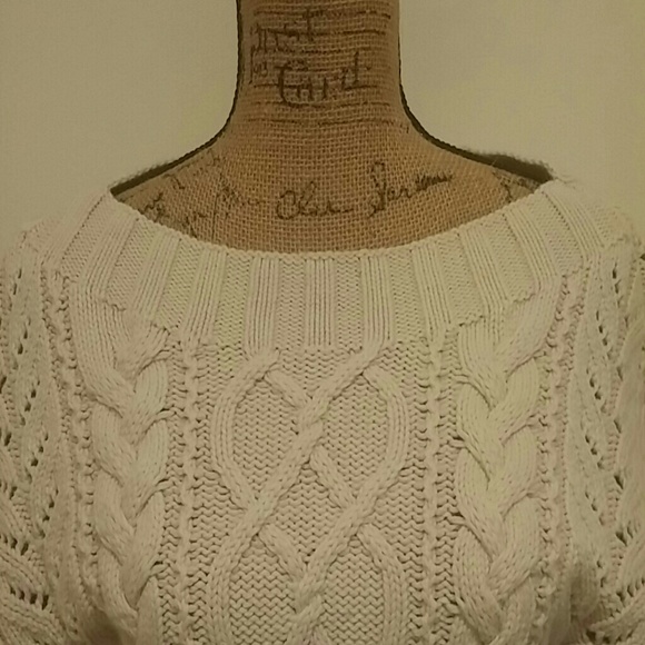 EXPRESS beige knit sweater XS - Picture 2 of 2