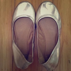 Lucky Brand Gold Flats