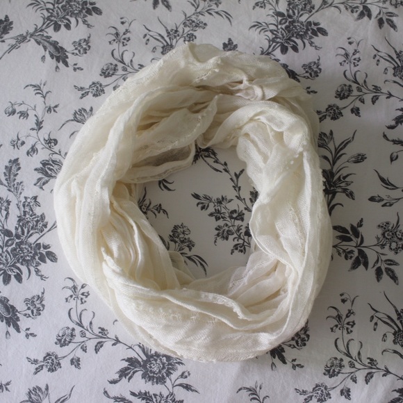 BP – INFINITY SCARF