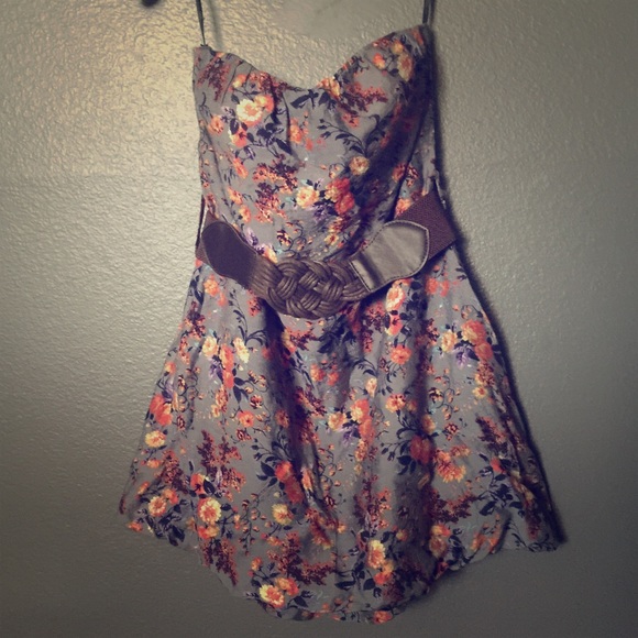 Blue beautiful flower printed strapless dress