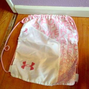 Under armour power in pink drawstring bag