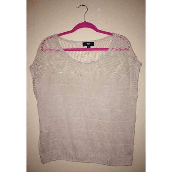 🌰 Brown Knit Top 🌰