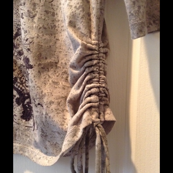 Like new, light grey burnout shirt! - Picture 3 of 3