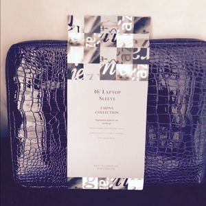 16" lap top sleeve