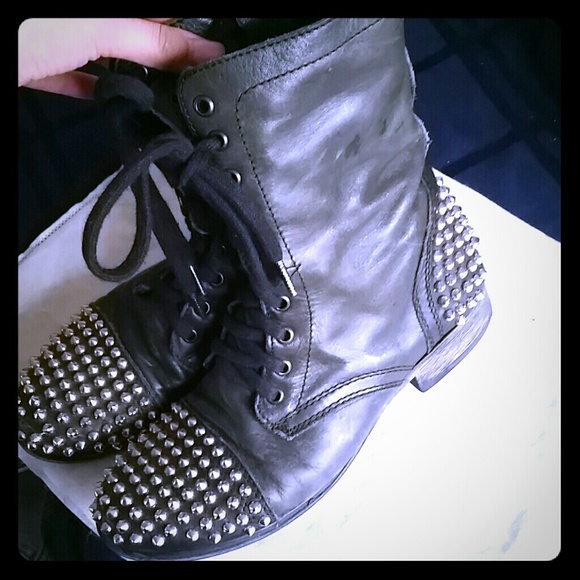 Steve Madden Boots - Stevemadden leather combat boots