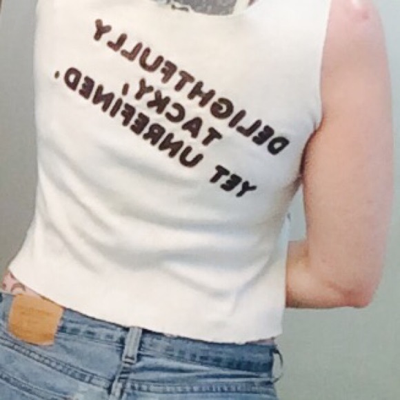 Vintage Hooters tank - Picture 4 of 4