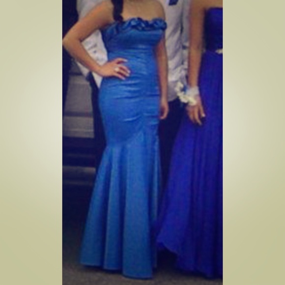 Mermaid style formal dress.