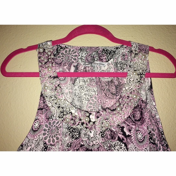 💕 Lovely Patterned Top 💕 - Picture 2 of 4