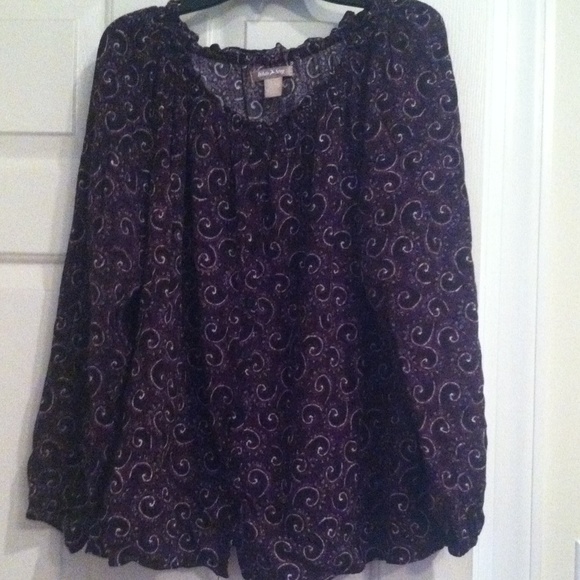 Loose purple dress shirt