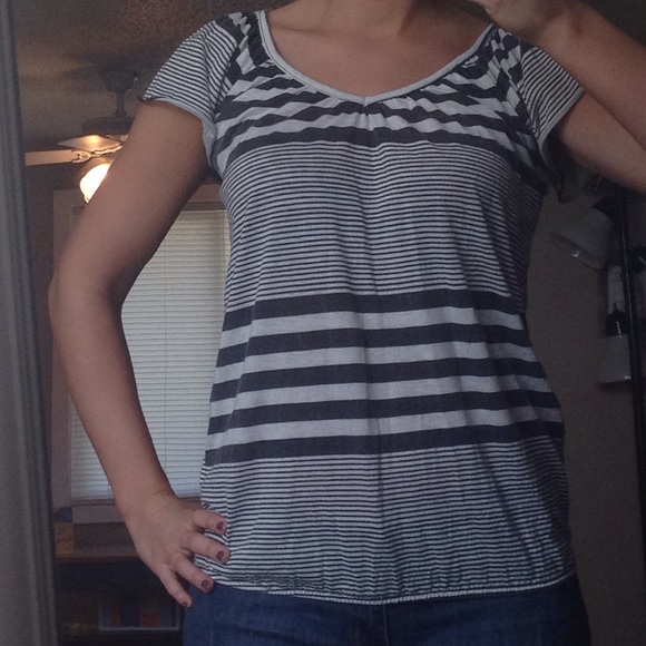 Striped shirt with open back