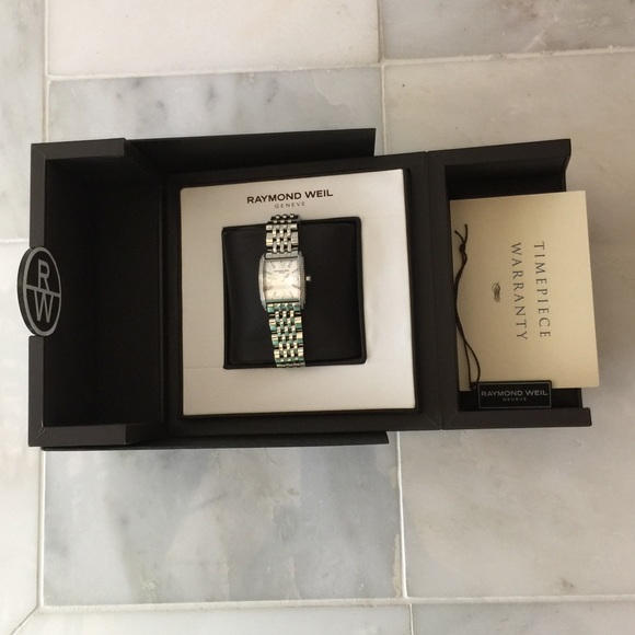 Raymond Weil Don Giovanni Women's Quartz Watch - Picture 2 of 3