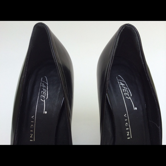 Vicini Pyramid Heel Pumps SZ 6 - Picture 3 of 4