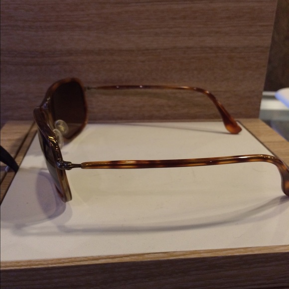 Maui Jim sunglasses main image 2