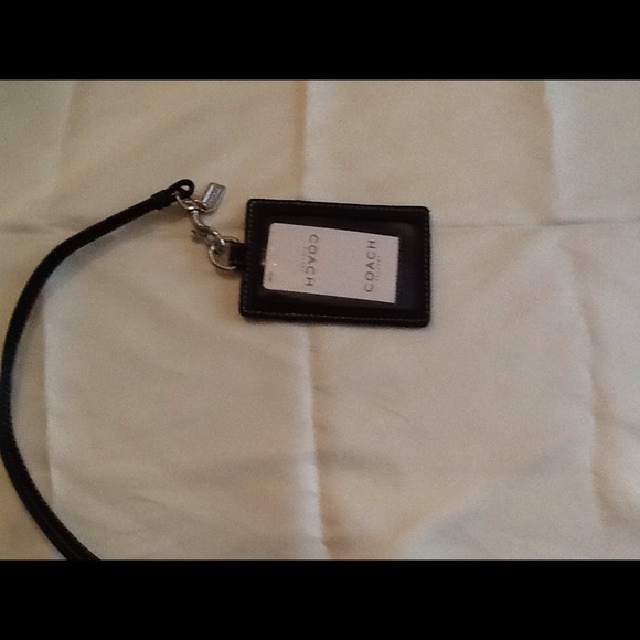 Coach Identification Wallet - Picture 2 of 3