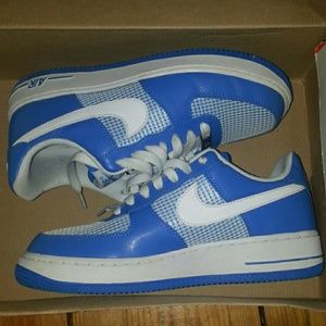 Nike low top
