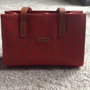 👝 SALE: BNWOT Original Dooney & Bourke purse. 👝